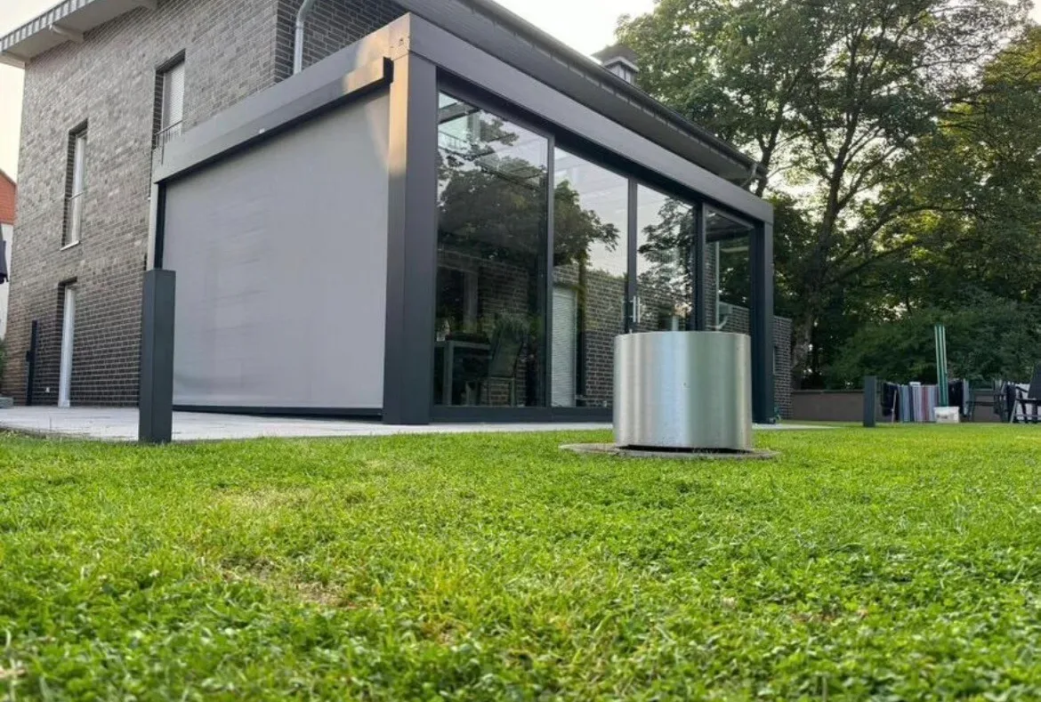 Kaltwintergarten mit außenliegender Beschattung